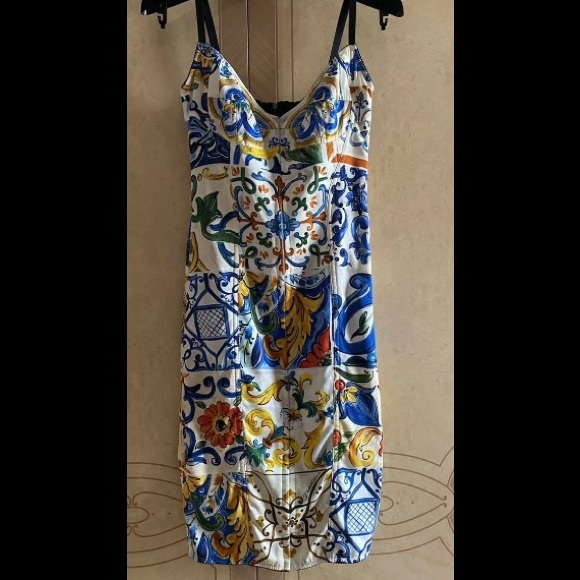 DOLCE & GABBANA Maiolica Printed Charmeuse Dress - Picture 3 of 10
